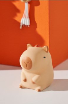 LED-лампа у формі капібари - світло-помаранчевий