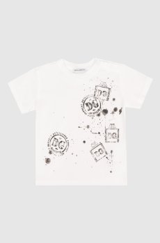 Детская белая футболка в брендовый принт