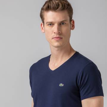 Lacoste футболка чоловіча з V-вирізом Lacoste футболка чоловіча з V-вирізом