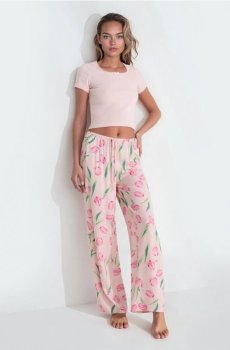Двокомпонентна бавовняна піжама з квітковим мотивом - рожевий