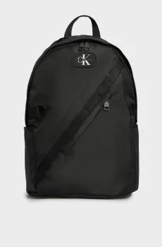 Мужской черный рюкзак METAFORMS ROUNDED BP44 Черный ONESIZE Calvin Klein K50K511770