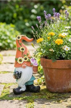 Садова декорація у формі гнома з табличкою та горщиком - різнобарвний