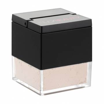 Рассыпчатая пудра для фиксации макияжа Huda Beauty Baby Bake Loose Powder Loose Baking & Setting Powder, Pound Cake, 6 г Рассыпчатая пудра для фиксации макияжа Huda Beauty Baby Bake Loose Powder Loose Baking & Setting Powder, Pound Cake, 6 г