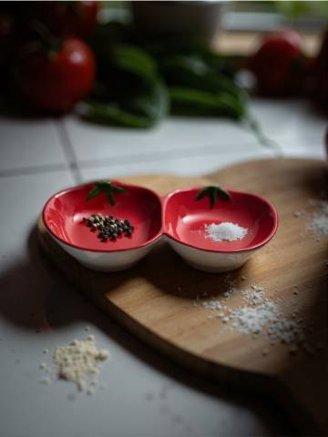 Миска - червоний