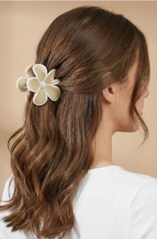 Заколка для волосся у формі квітки - кремовий