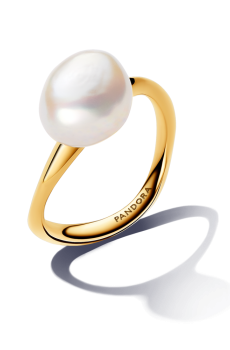 Каблучка з бароковою перлиною