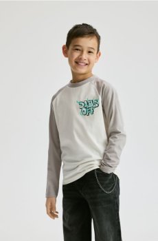 Reserved - Бавовняний лонгслів з принтом - кремовий - 056II-01X