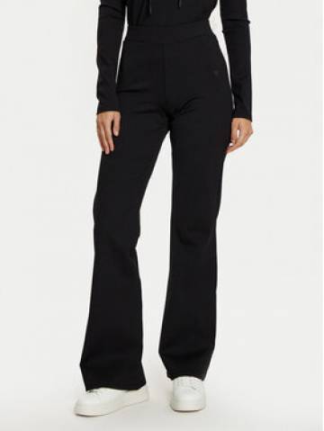Guess Трикотажні штани V5RB06 KCLH0 Чорний Regular Fit Guess Трикотажні штани V5RB06 KCLH0 Чорний Regular Fit