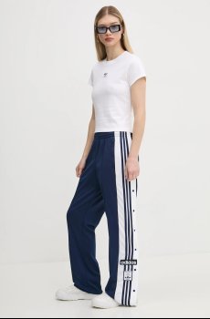 Хлопковая футболка adidas Originals Essential