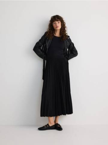 Reserved - LADIES` SKIRT - чорний - 9213H-99X Reserved - LADIES` SKIRT - чорний - 9213H-99X