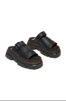 Шлепанцы Dr. Martens Mattison