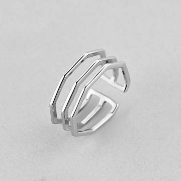 Серебряное кольцо Minimal 10258-16.0р Серебряное кольцо Minimal 10258-16.0р