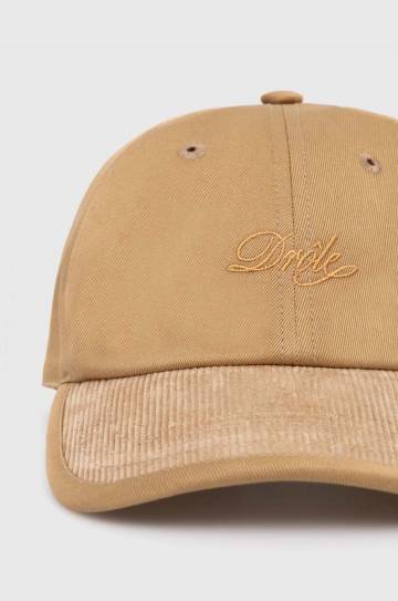 Кепка Drôle de Monsieur La Casquette Drôle Gabardine цвет бежевый с аппликацией D-CP149-CO111-DBG Кепка Drôle de Monsieur La Casquette Drôle Gabardine цвет бежевый с аппликацией D-CP149-CO111-DBG