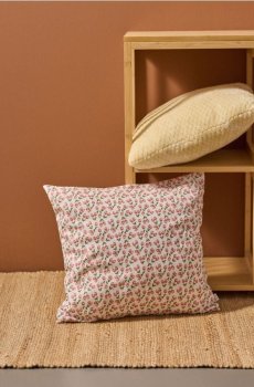 Наволочка з квітковим візерунком - різнобарвний