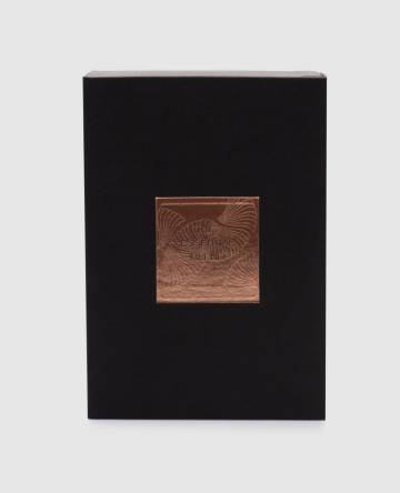 Ароматизированная свеча №9 в стеклянном подсвечнике