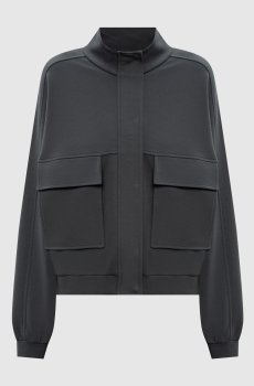 Зеленая спортивная куртка