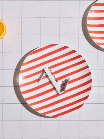 Тарілка - червоний