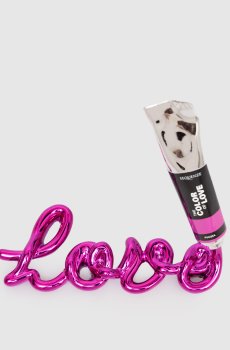 Розовая статуэтка The Color of Love