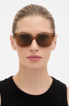 Солнцезащитные очки Armani Exchange