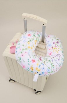 Дорожня подушка з квітковим мотивом - різнобарвний