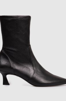 Черные кожаные ботильоны VINNIE