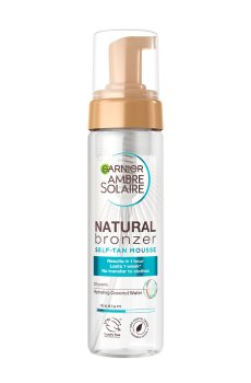 Мусс-автозагар для лица и тела Garnier Ambre Solaire Natural Bronzer с витамином Е и кокосовой водой, 200 мл