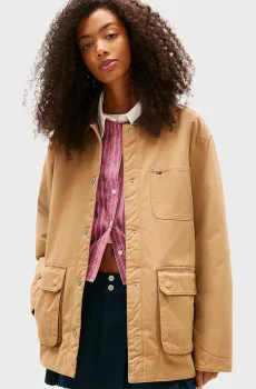 Женская коричневая куртка TWILL JACKET Коричневый M Tommy Jeans DW0DW22047