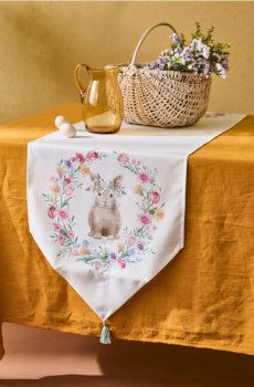 Великодній доріжка на стіл із китицями та мотивом зайця - кремовий