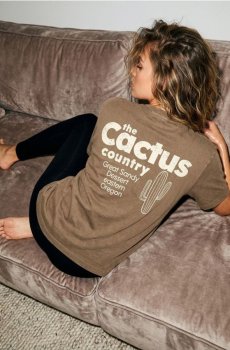 Футболка loose fit - бежевий