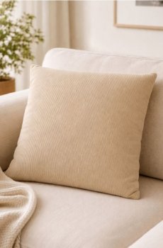 Декоративна подушка - бежевий