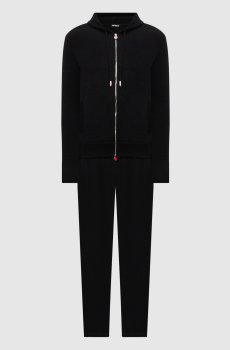 Черный спортивный костюм