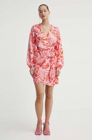 Платье Never Fully Dressed цвет розовый mini облегающая Платье Never Fully Dressed цвет розовый mini облегающая
