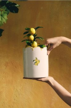 Доломітова ваза - світло-жовтий