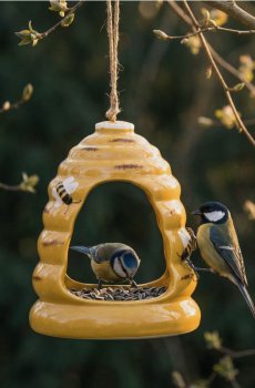 Підвісна годівниця для птахів з мотивом вулика - жовтий