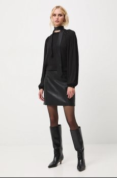 Блузка Medicine