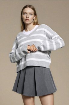 Джемпер у смужку - білий