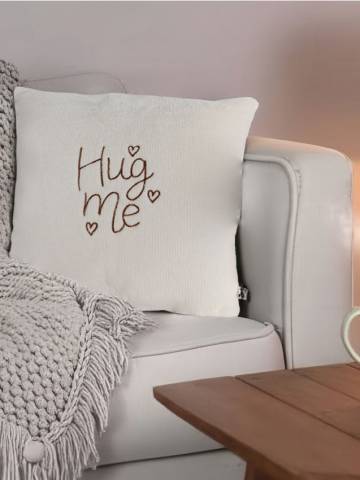 Декоративна подушка - кремовий