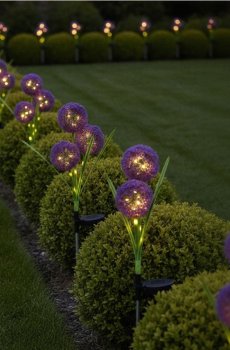 Садовий сонячний ліхтар у формі квітів - пурпуровий