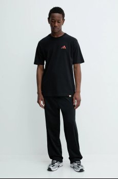 Хлопковая футболка adidas Doodle Hunt Hike Graphic T-Shirt