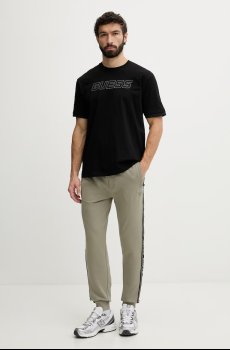 Спортивные штаны Guess