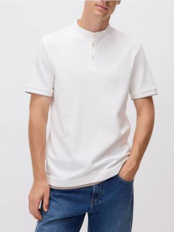 Reserved - Сорочка поло regular fit із текстурованого трикотажу - кремовий - 275EF-01X Reserved - Сорочка поло regular fit із текстурованого трикотажу - кремовий - 275EF-01X