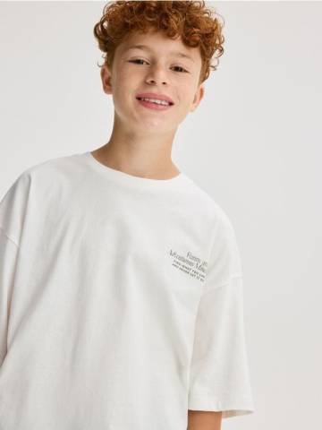 Reserved - Бавовняна футболка з принтом - білий - 064FH-00X