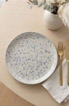 Тарілка з крапчастим візерунком - блакитний