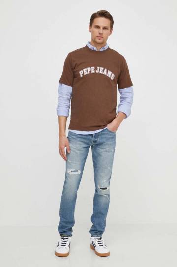 Хлопковая футболка Pepe Jeans CLEMENT мужская цвет коричневый с принтом PM509220 Хлопковая футболка Pepe Jeans CLEMENT мужская цвет коричневый с принтом PM509220