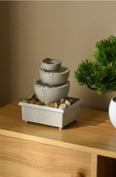 Декоративний настільний фонтан з камінням - бежевий