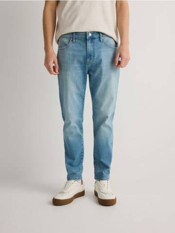 Reserved - Джинси carrot slim з ефектом прання - синій - YQ347-55J Reserved - Джинси carrot slim з ефектом прання - синій - YQ347-55J