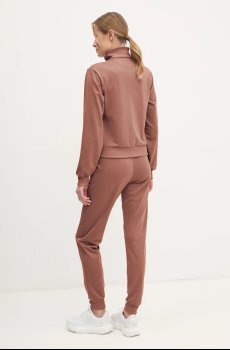 Спортивный костюм adidas Feelcozy