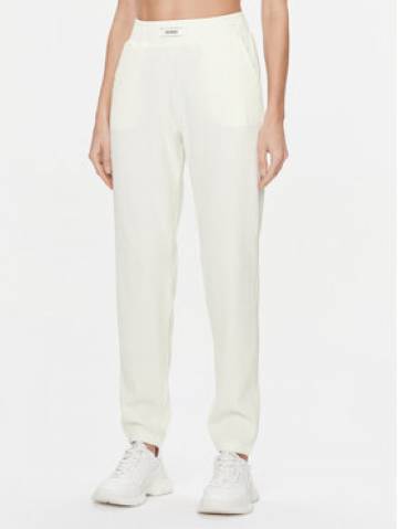 Guess Спортивні штани Aislin V4RB01 KC2T0 Білий Regular Fit Guess Спортивні штани Aislin V4RB01 KC2T0 Білий Regular Fit