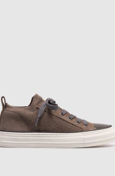 Коричневые кеды с цепочкой мониль