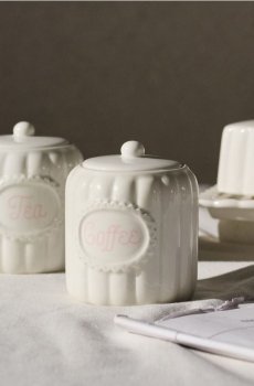 Керамічний контейнер для кави з кришкою - білий